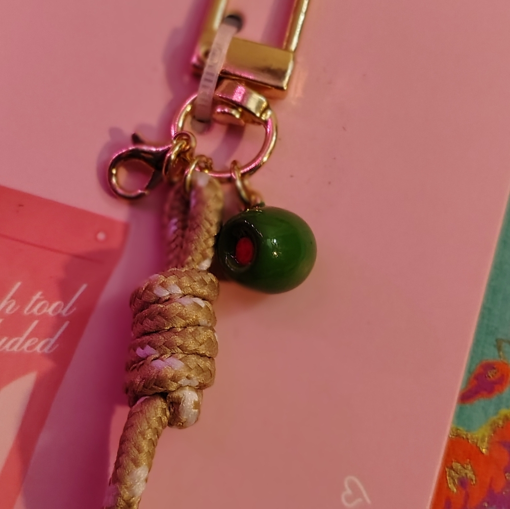 Lipgloss Keychain - Picture 4 of 5